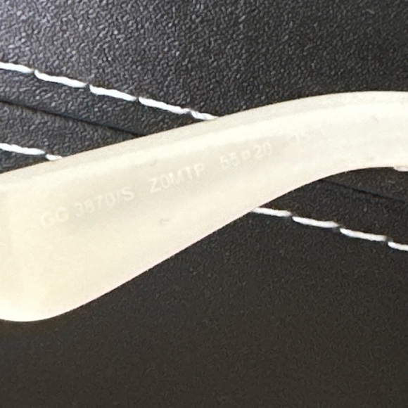 Gucci Star Studded Square Frame Sunglasses with patterned lenses Ivory - Picture 8 of 12